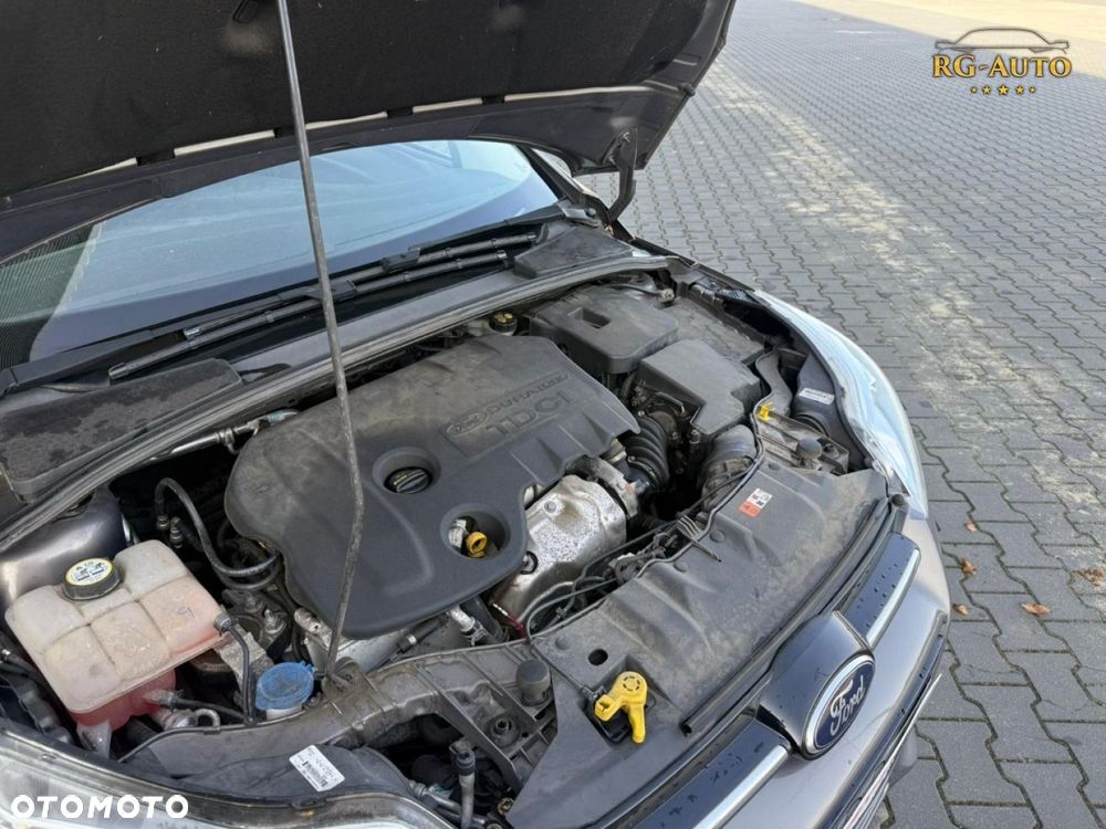 Ford Focus - 22