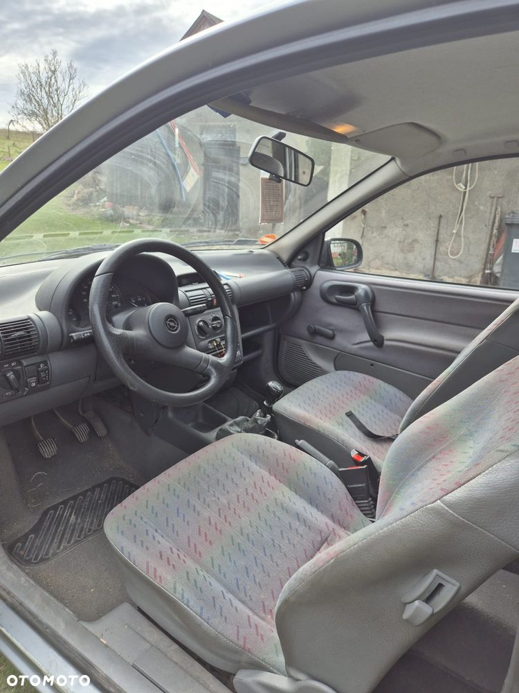 Opel Corsa - 6