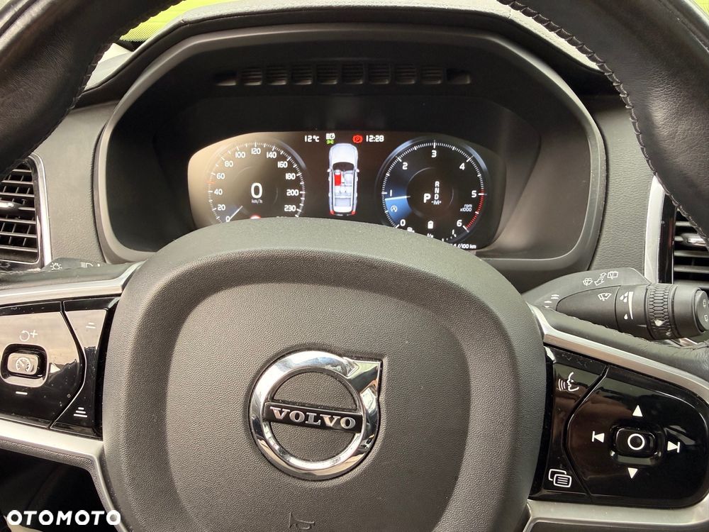 Volvo XC 90 B5 D AWD Inscription - 11