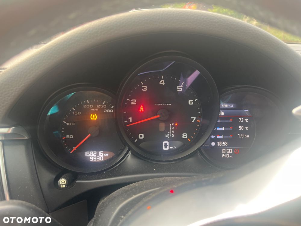 Porsche Macan Standard - 13