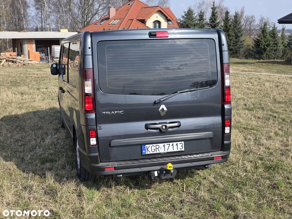 Renault Trafic Grand 2.0 dCi EDC - 4