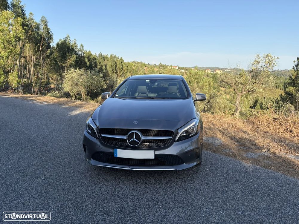 Mercedes-Benz A 180 d Urban - 12