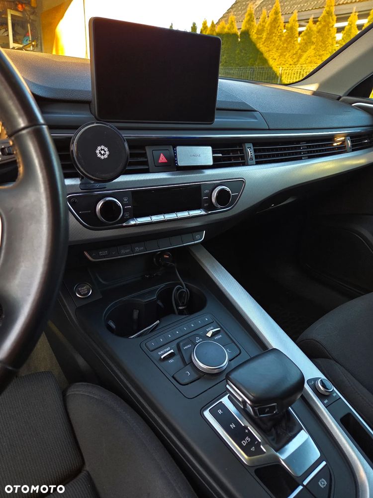 Audi A4 Avant 2.0 TDI Sport S tronic - 5