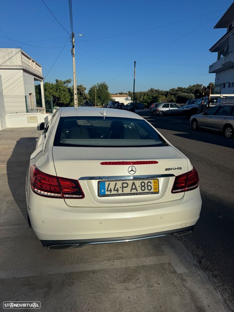 Mercedes-Benz E 220 — fotografia 3