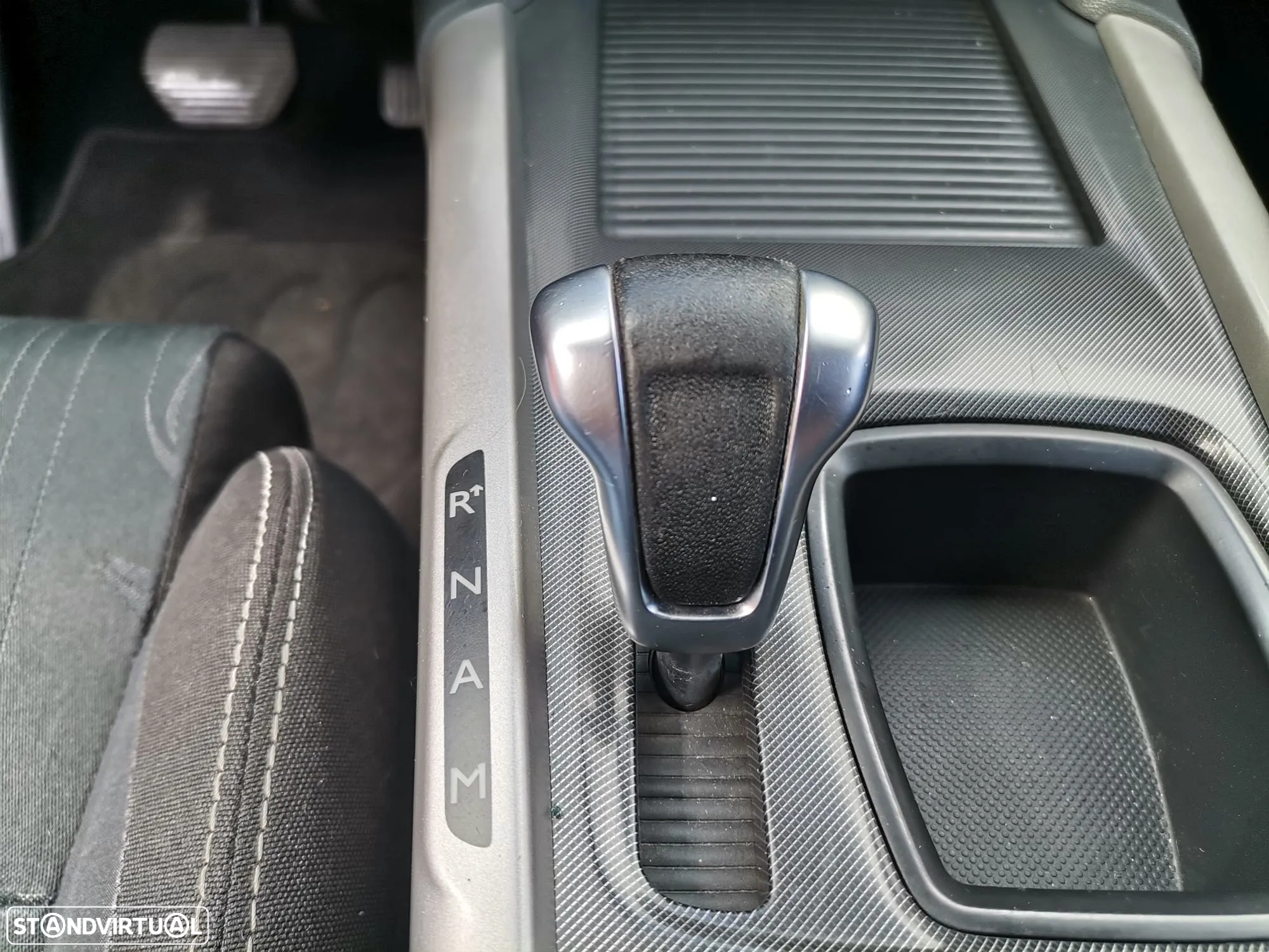 Citroën C4 e-HDi 115 ETG6 Selection - 10
