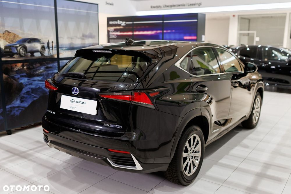 Lexus NX 300h Elegance 2WD - 20