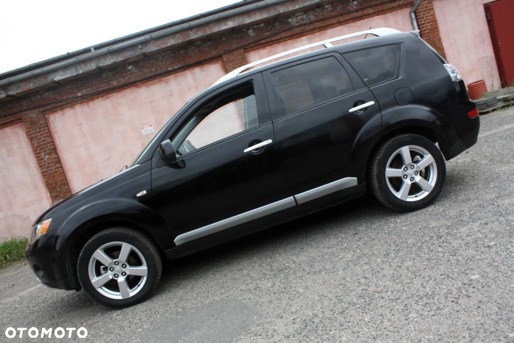 Mitsubishi Outlander - 5