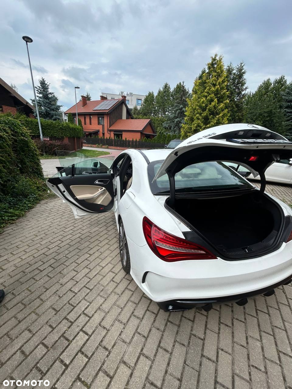 Mercedes-Benz CLA - 5