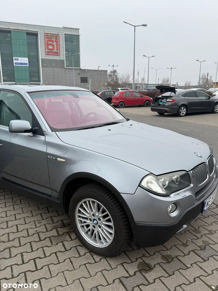 BMW X3 2.5si - 9