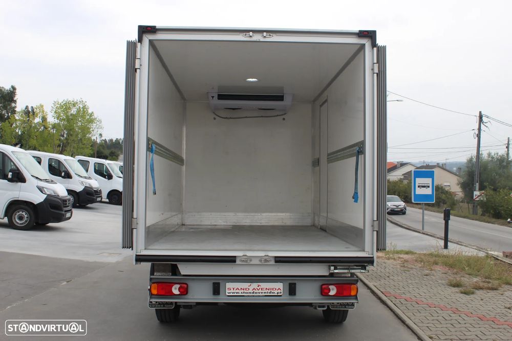 Opel Movano 2.2 BlueHdi // C/FRIO CONGELAÇÃO // 165 CV - 8