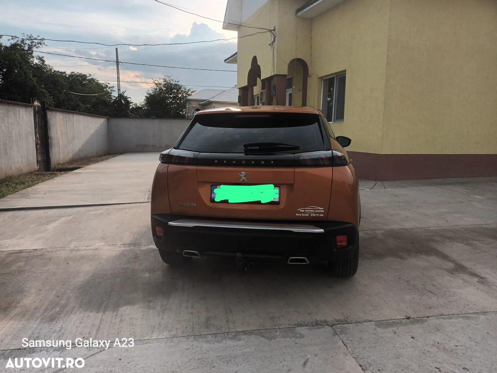 Peugeot 2008 1.2 PureTech Turbo S&S Active - 9