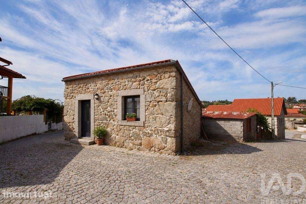 Casa de Campo em Mangualde, Mesquitela e Cunha Alta