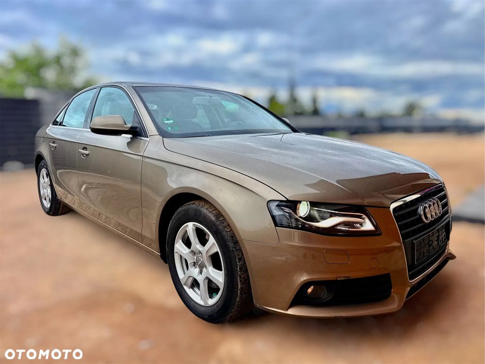 Audi A4 Limousine - 3