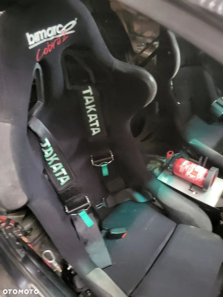 BMW Seria 3 328i - 4