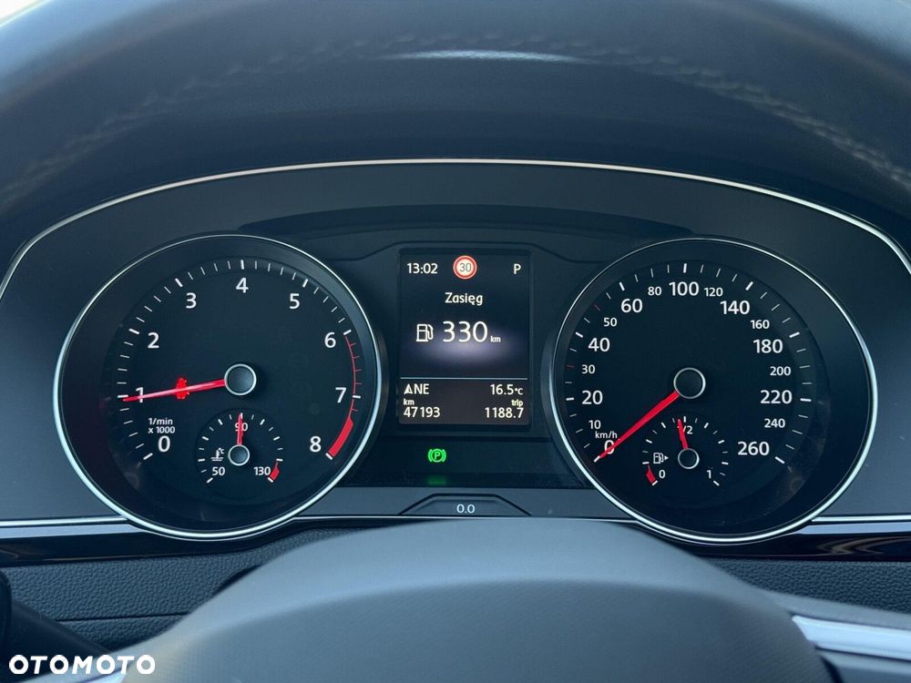 Volkswagen Passat Variant 1.5 TSI EVO Business DSG - 17