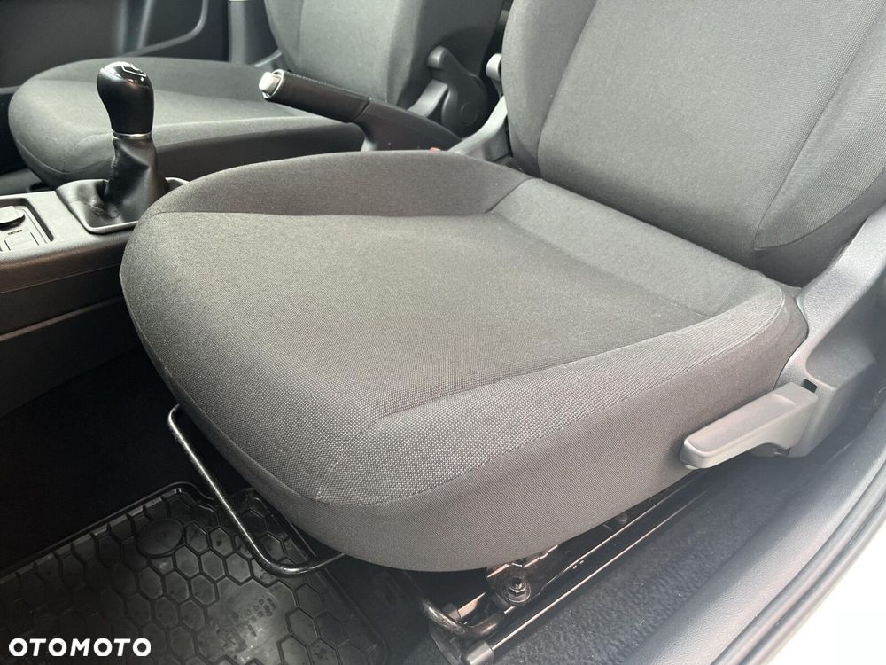 Volkswagen up! 1.0 move - 12