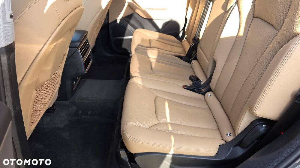 Audi Q7 - 6