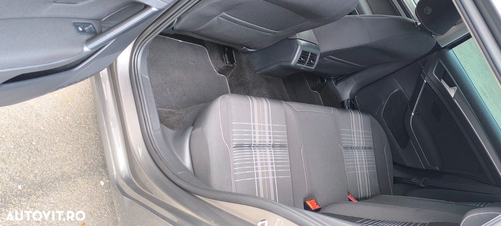 Volkswagen Golf - 7
