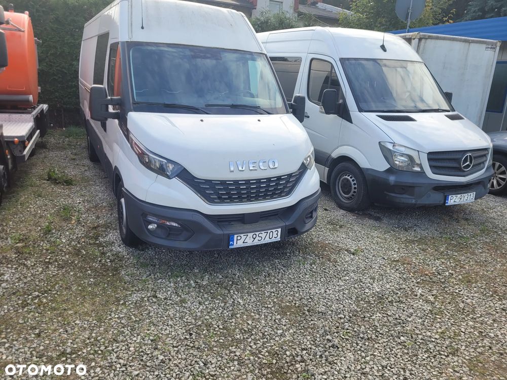 Mercedes-Benz Sprinter - 39