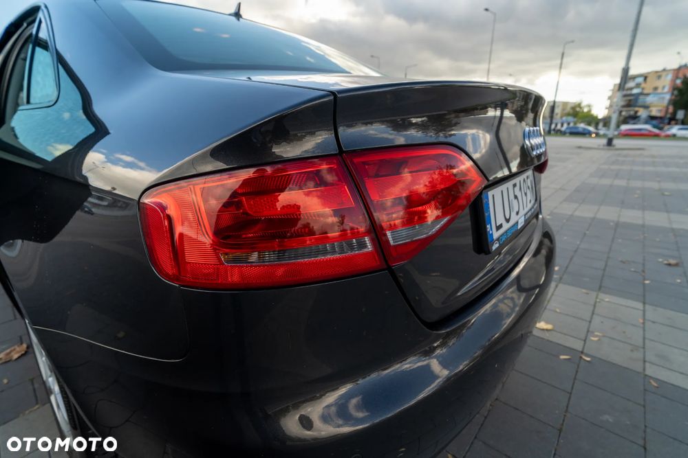 Audi A4 Limousine 2.0 TDI DPF Ambition - 21