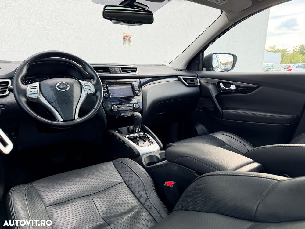 Nissan Qashqai 1.2 DIG-T Xtronic TEKNA - 23