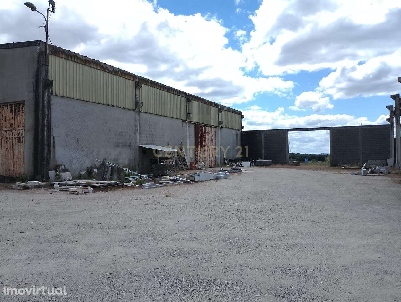Pavilhão Industrial em Alcains, Castelo Branco - Grande imagem: 4/12