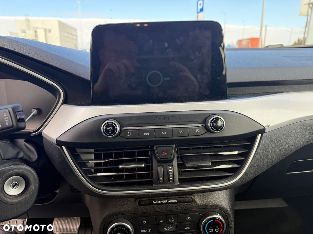 Ford Focus 1.5 TDCi Trend Sport PowerShift - 11