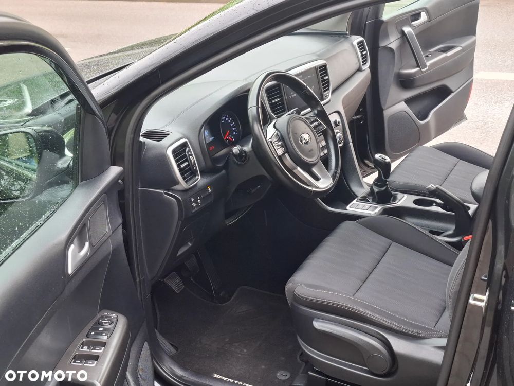 Kia Sportage 1.6 GDI 2WD DREAM-TEAM EDITION - 10