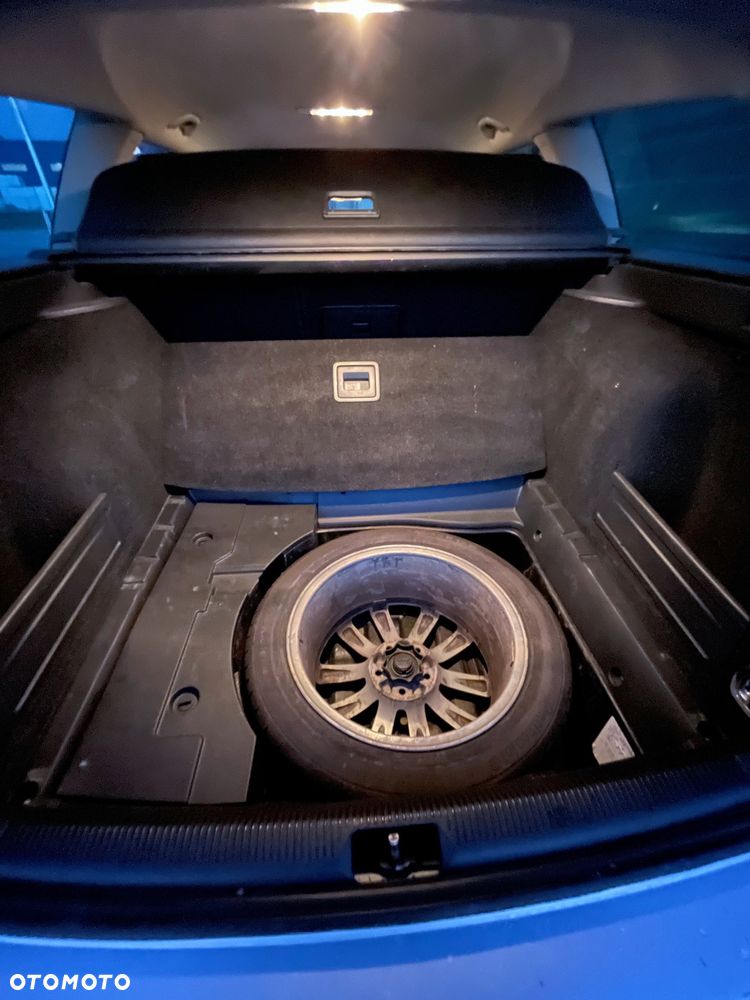 Volkswagen Passat 2.0 TSI Highline - 23