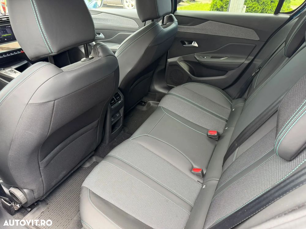 Peugeot 308 1.5L BlueHDI EAT8 Allure - 16