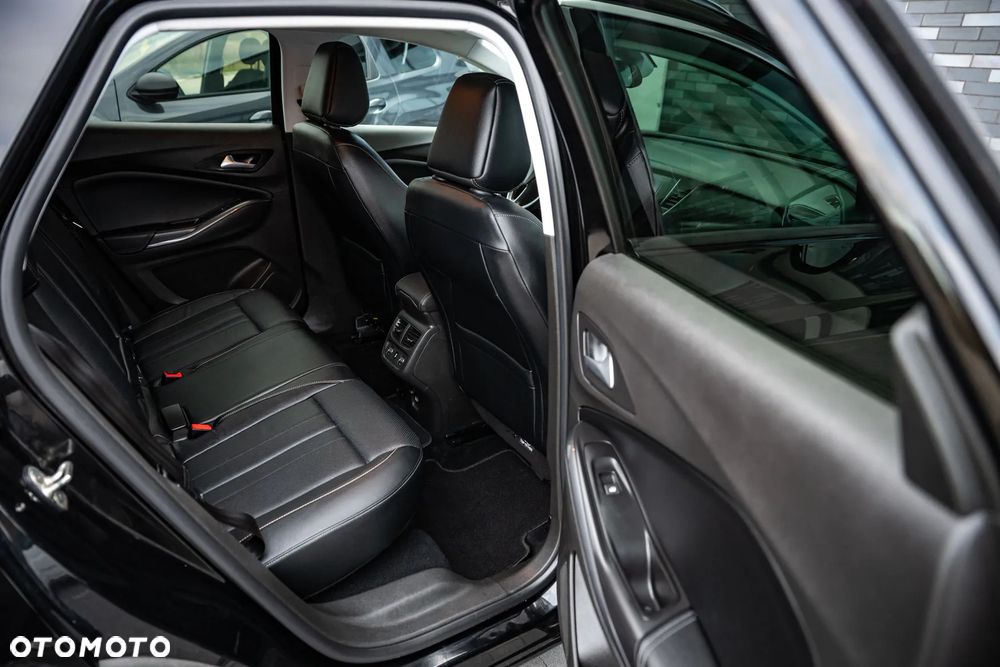 Opel Grandland X 1.2 Start/Stop Automatik Business INNOVATION - 22