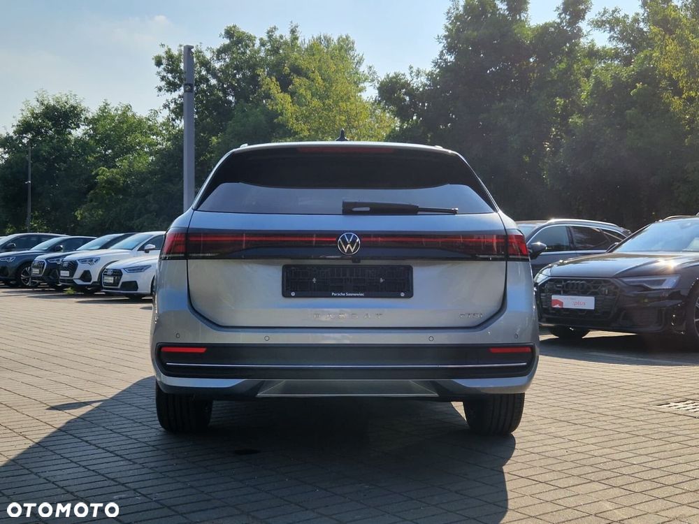 Volkswagen Passat - 38