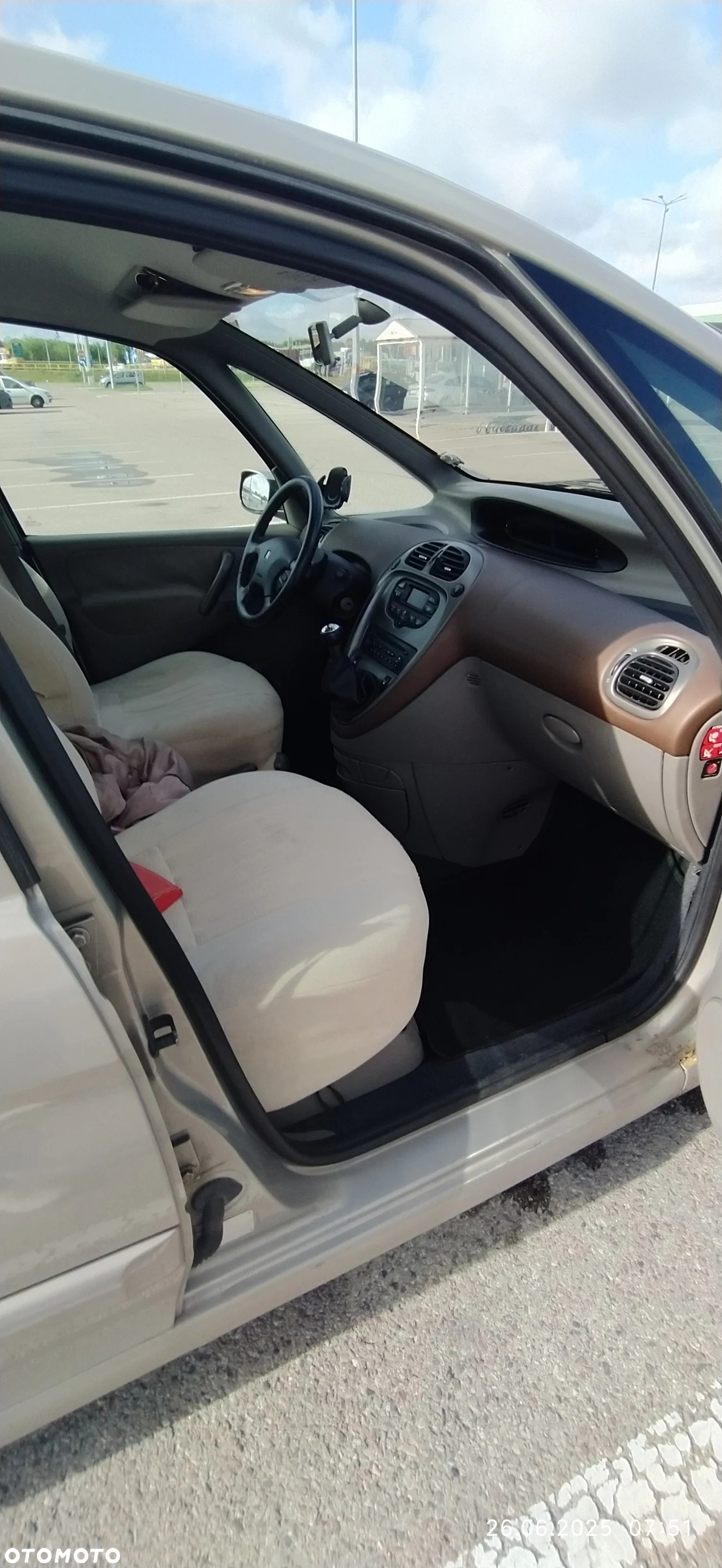 Citroën Xsara Picasso 1.8i Prestige - 8