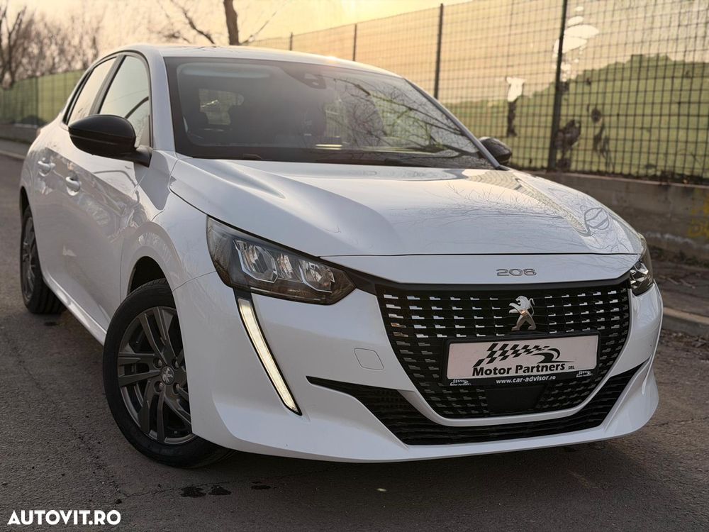 Peugeot 208 1.2 L PureTech STT EAT8 Allure - 5