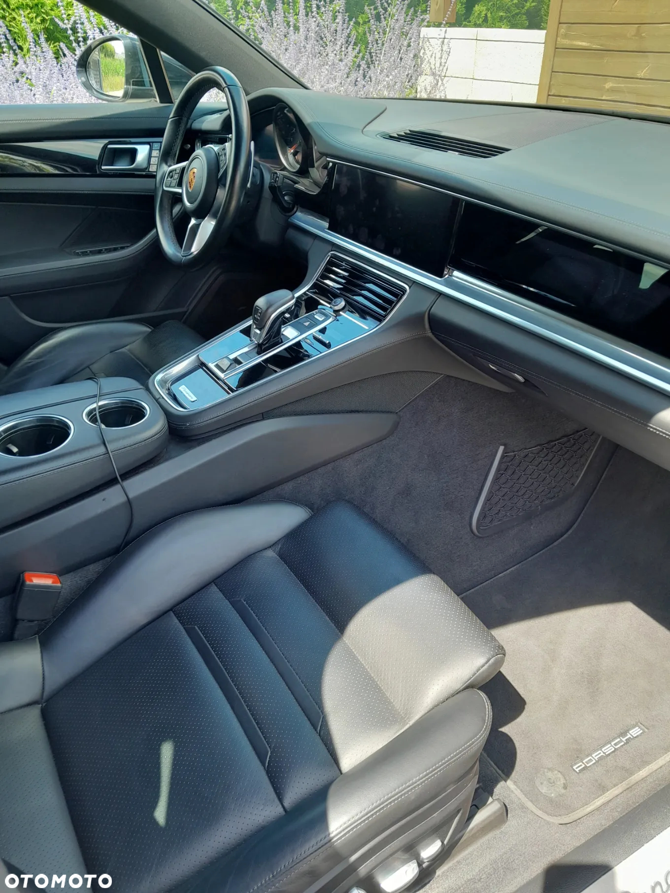 Porsche Panamera 4 - 7