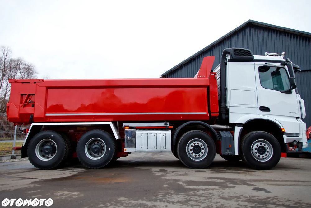 Mercedes-Benz Arocs 3253 8x4 - 12