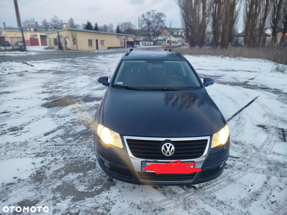 Volkswagen Passat 2.0 TDI DPF Trendline - 2