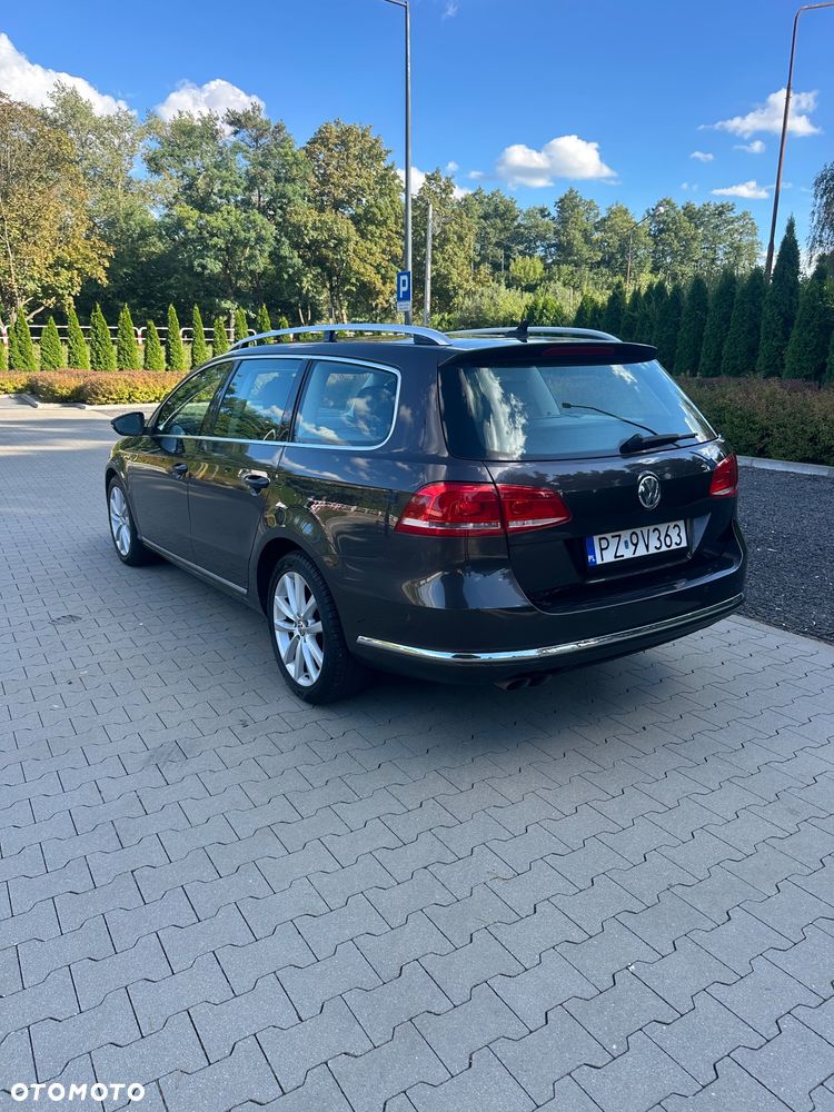 Volkswagen Passat 2.0 TDI Highline DSG - 7
