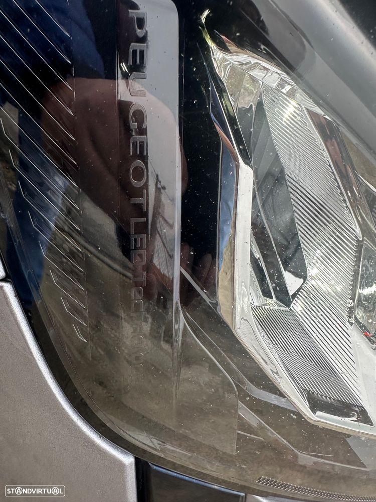 Peugeot 208 1.2 PureTech Allure Pack - 16