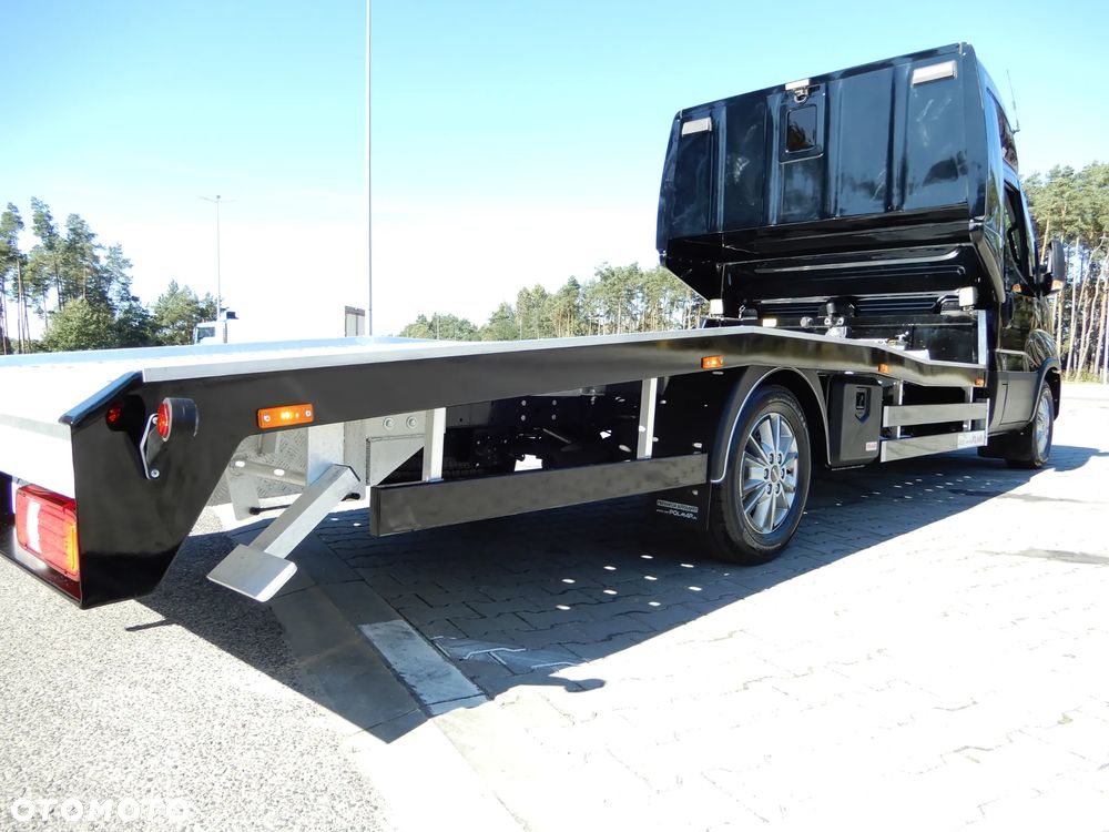 Iveco Daily 35S21 POWER Hi-Matic FLAGOWY LIMITED EDITION Z Zabudową Lekką Całą Aluminiową Renomowanej Firmy POLMAR Pomoc Drogowa , Auto Laweta Zawieszenie Adaptacyjne Pneumatyczne FULL OPCJA WYPOSAŻENIA STAN NOWY - 13