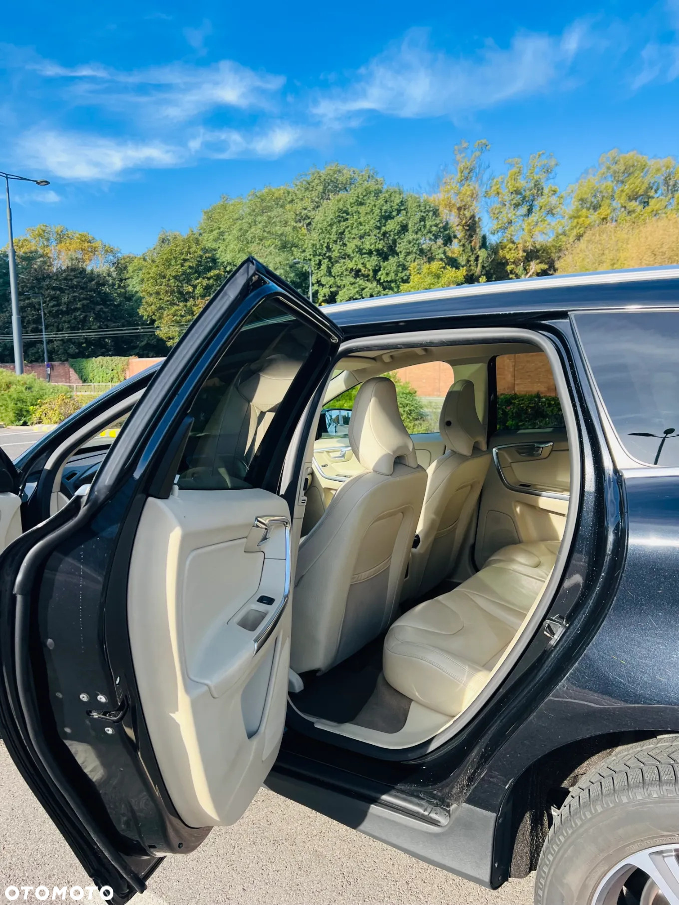 Volvo XC 60 2.4D AWD Momentum - 15