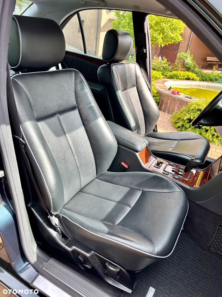 Mercedes-Benz Klasa E 320 T CDI Avantgarde - 16