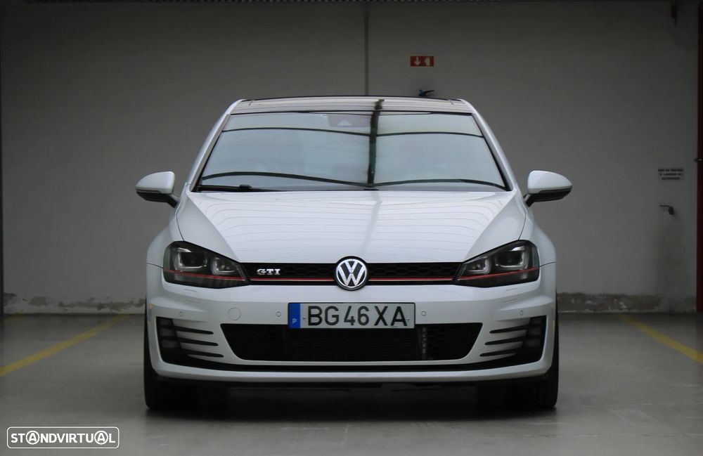VW Golf GTI Performance BlueMotion - 14