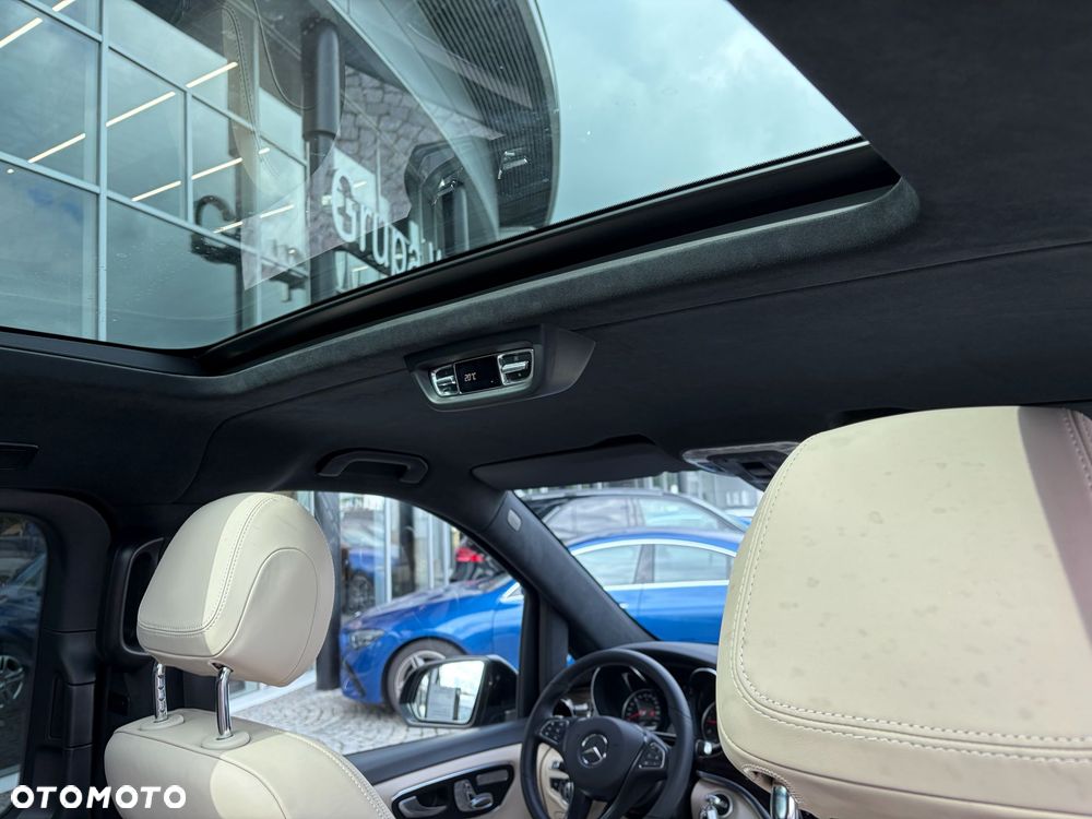 Mercedes-Benz Klasa V 300 d 4-Matic 9G-Tronic Exclusive (d³ugi) - 26