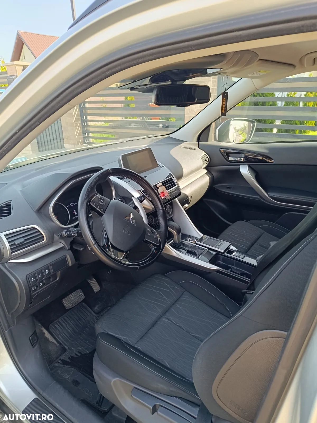Mitsubishi Eclipse-Cross - 1