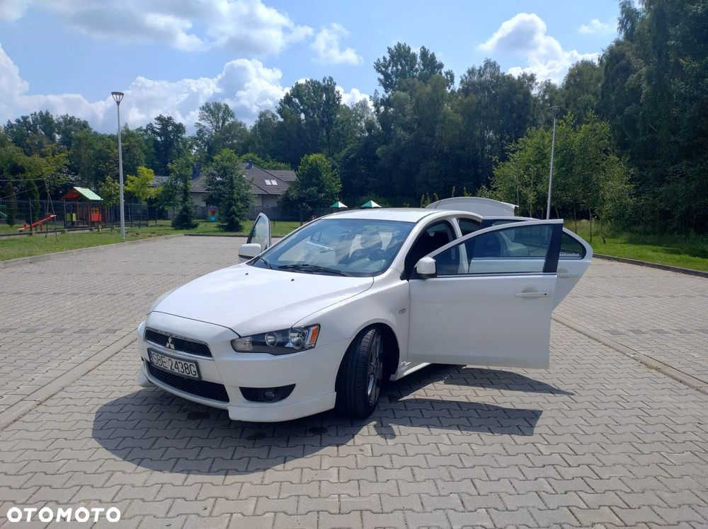 Mitsubishi Lancer 1.6 Inform - 10