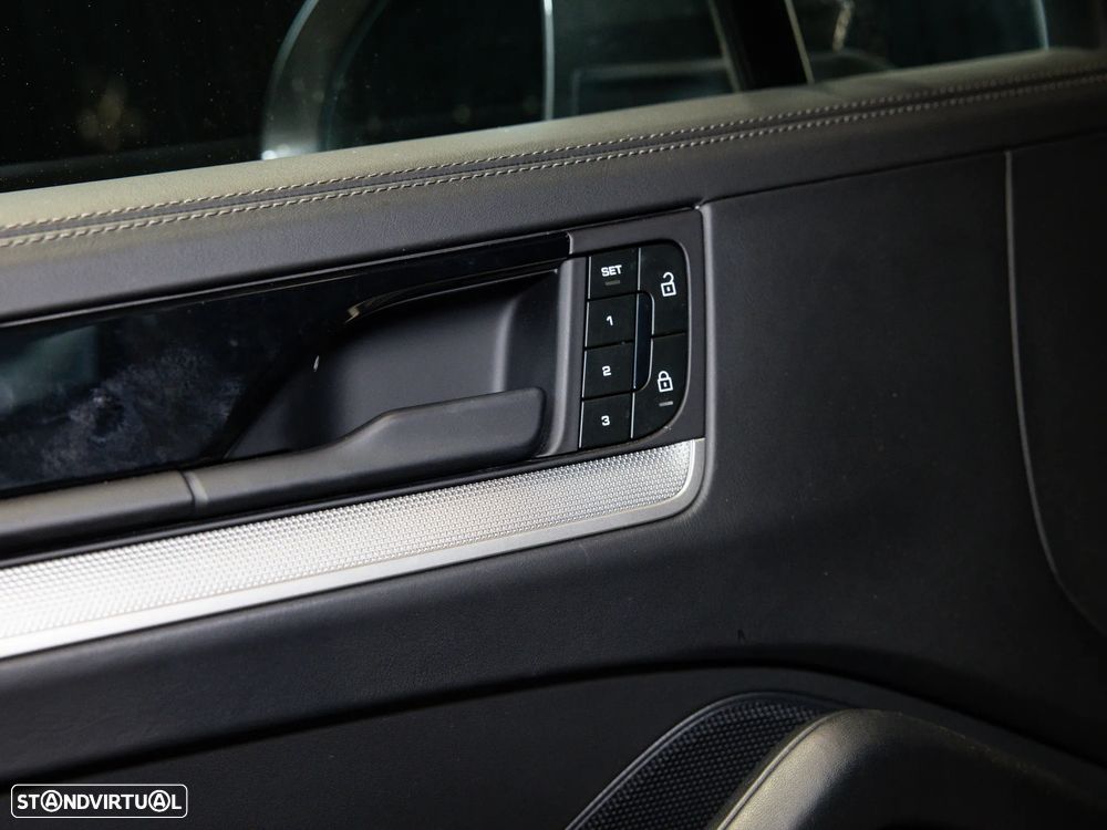 Porsche Cayenne Coupé S E-Hybrid - 26