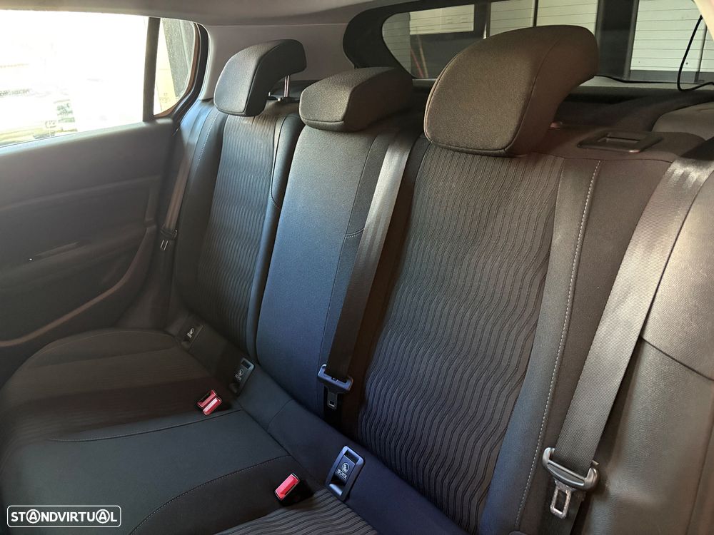 Peugeot 308 1.6 HDi Active - 35