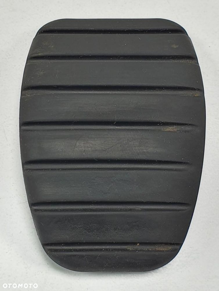 GUMA NAKŁADKA NA PEDAŁ SMART FORFOUR II 453 465319334R - 1
