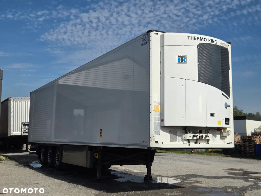 Schmitz Cargobull SKO24, ściana 7 cm, SLXi300 - 2